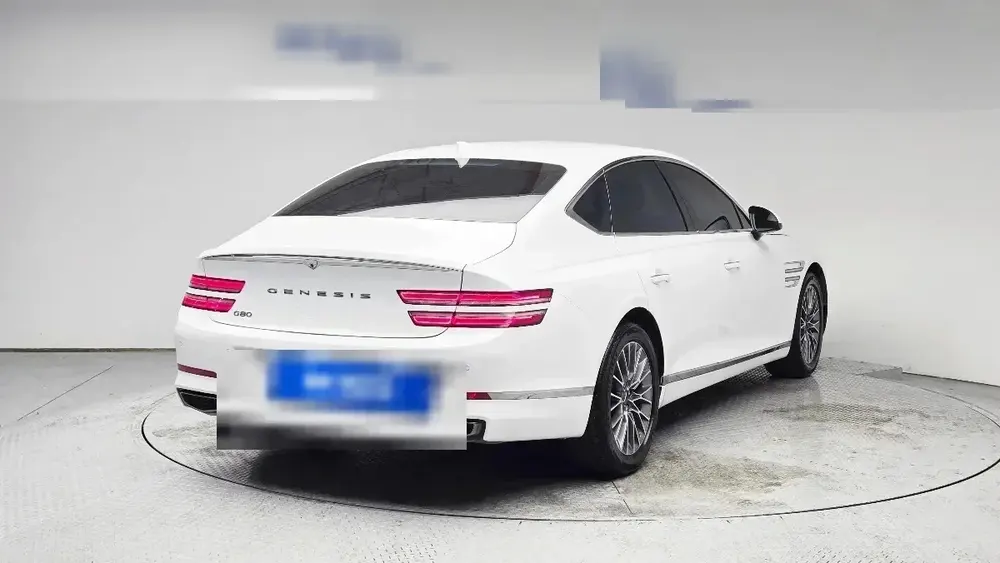 무보증장기렌트카 세단 후면 외관